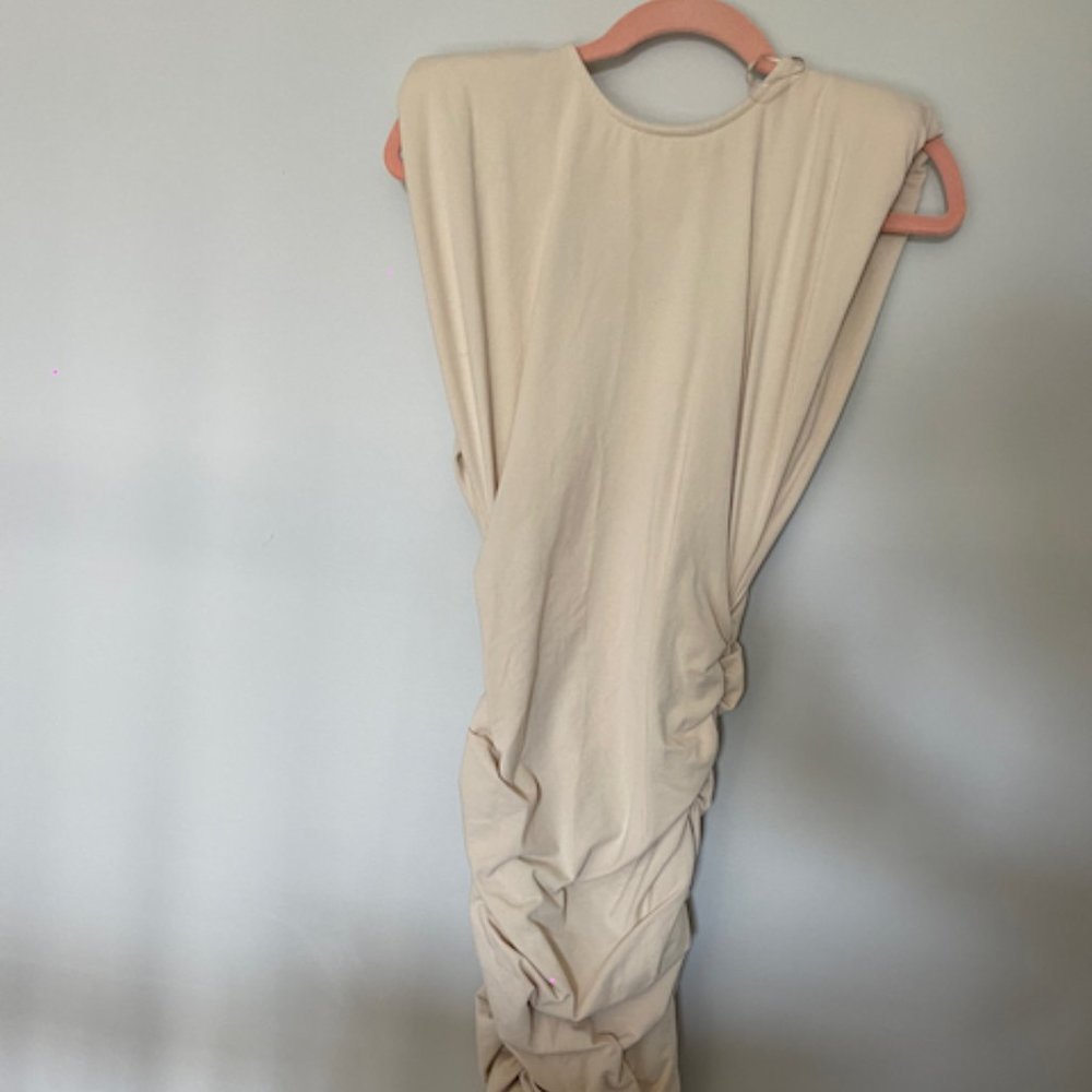 Fashion Nova Large Beige Ruched Midi Dress